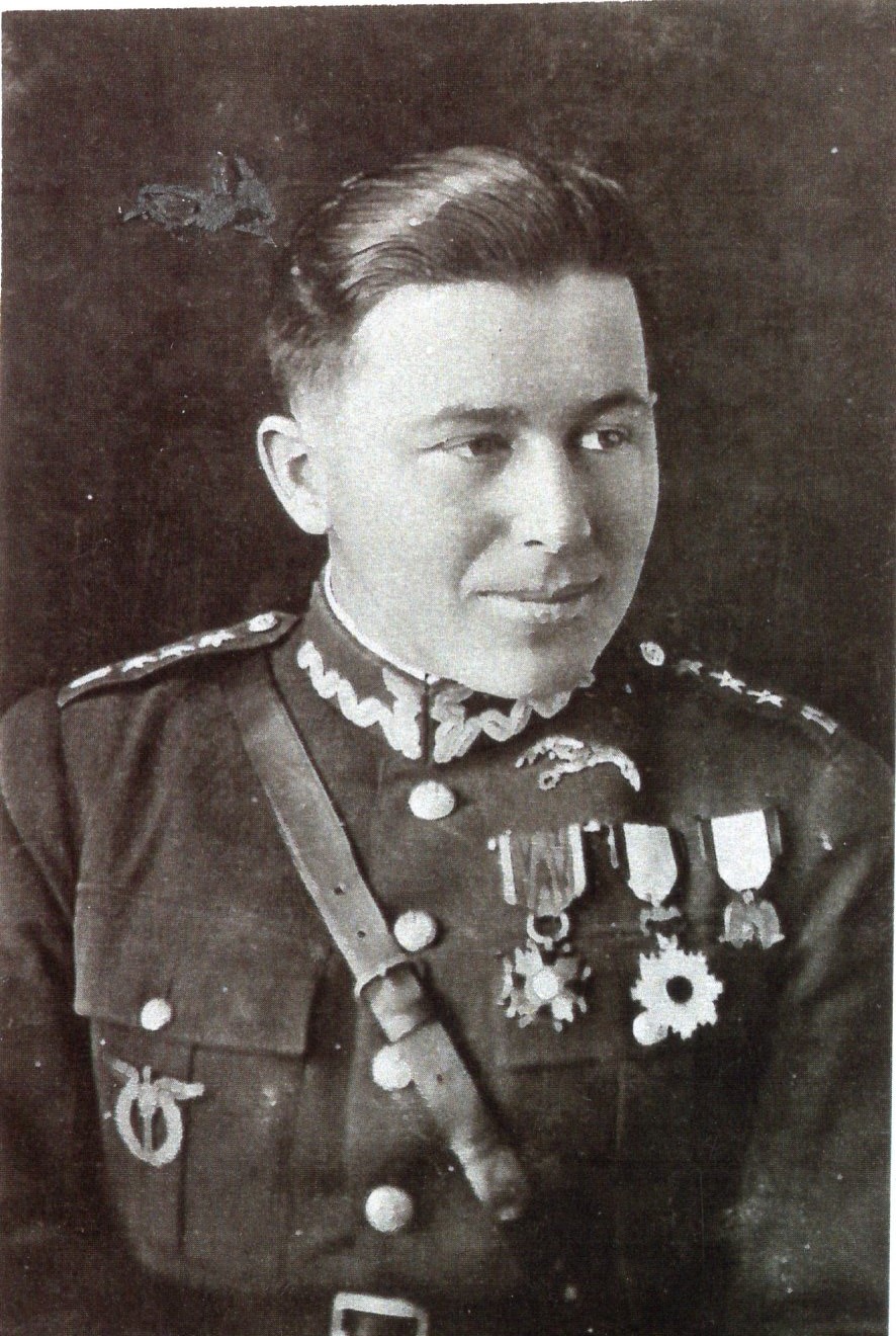 Pułkownik Orliński w mundurze.