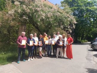 Na zdjęciu Absolwenci IX Edycji Szkoły Liderów. 