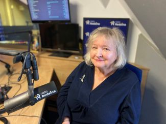  Elżbieta Krasnosielska w studio Radia Rodzina.